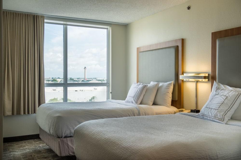 Springhill Suites By Marriott Miami Airport South Blue Lagoon Area Exteriér fotografie