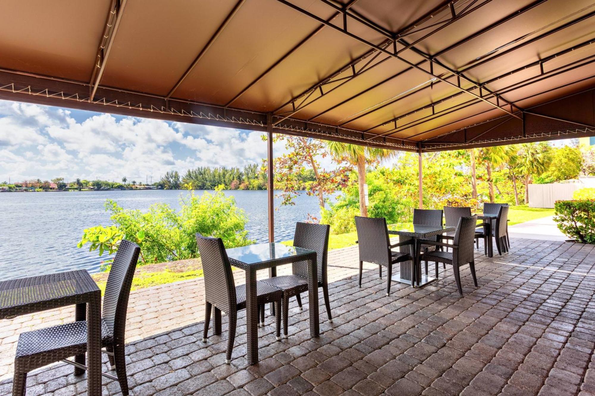 Springhill Suites By Marriott Miami Airport South Blue Lagoon Area Miami Springs Exteriér fotografie