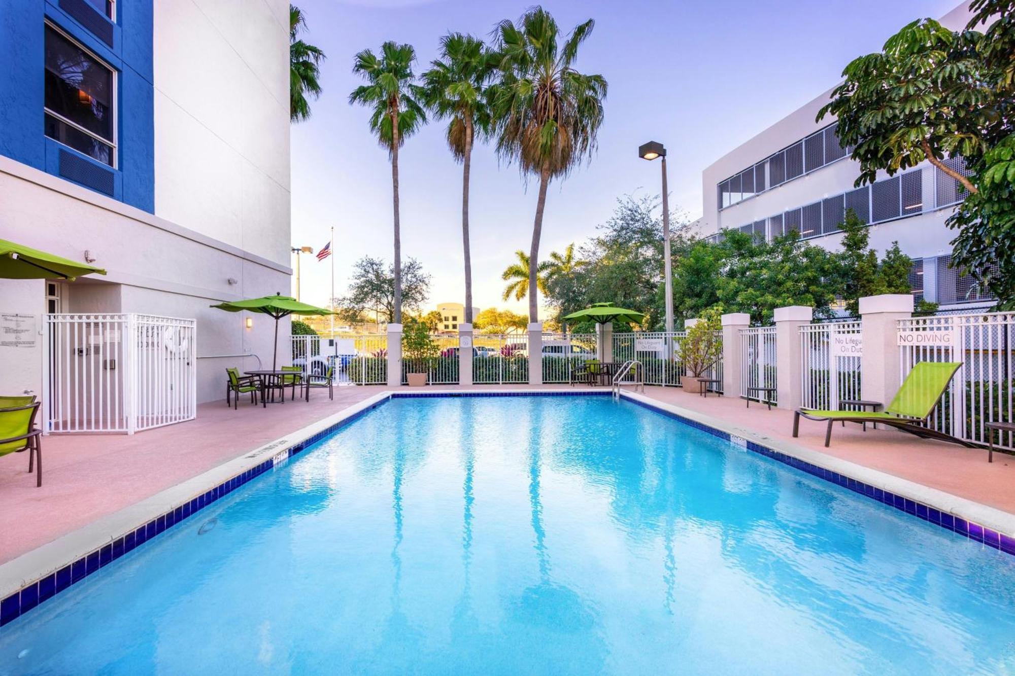 Springhill Suites By Marriott Miami Airport South Blue Lagoon Area Miami Springs Exteriér fotografie